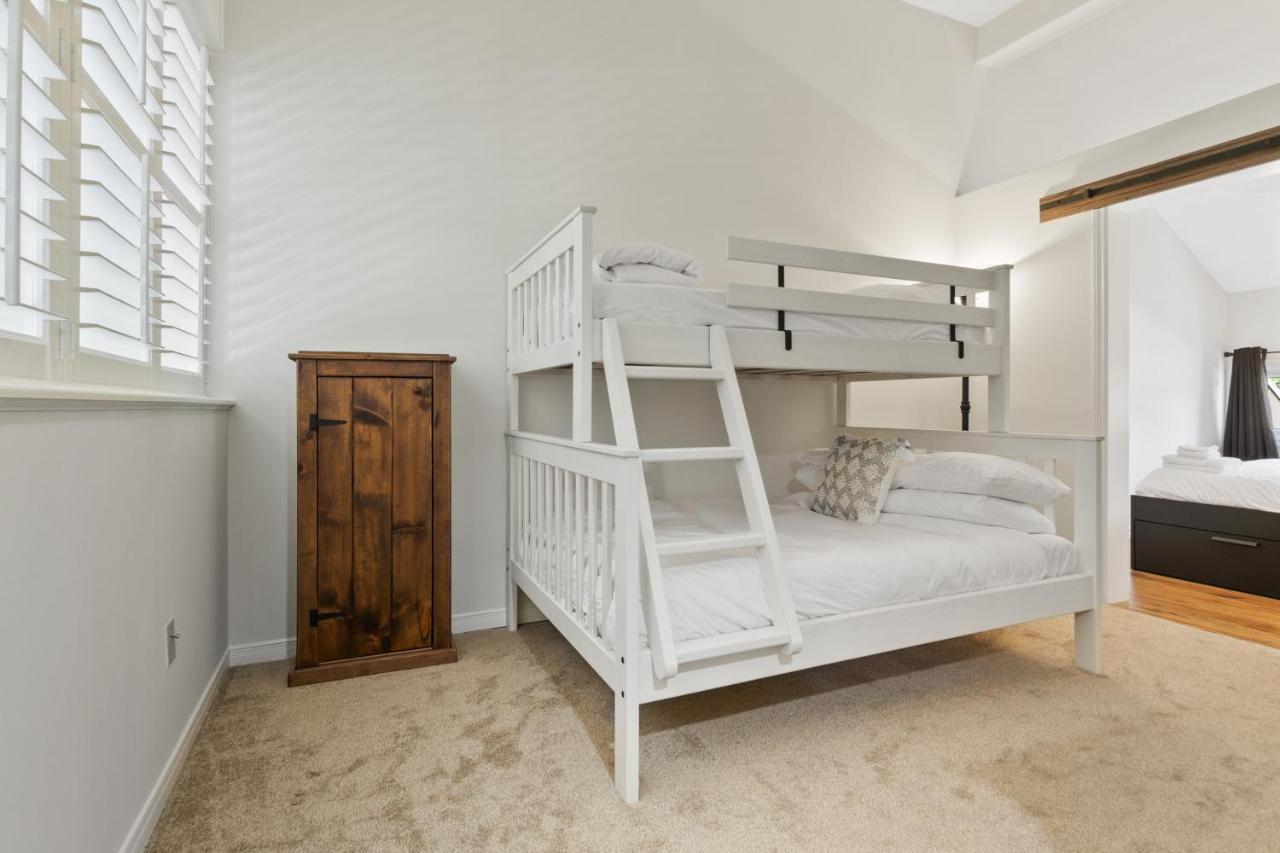 ההרים הכחולים Lovely 3 Bedroom Wintergreen Retreat W Sauna מראה חיצוני תמונה